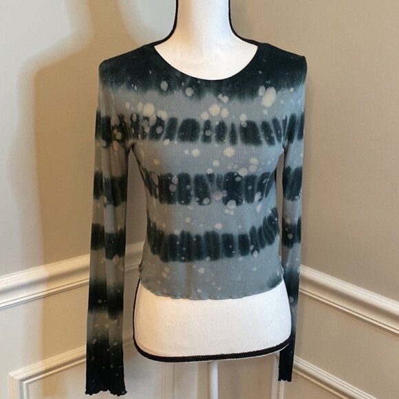 wild fable Tops - Wild Fable Ribbed T-shirt size Medium